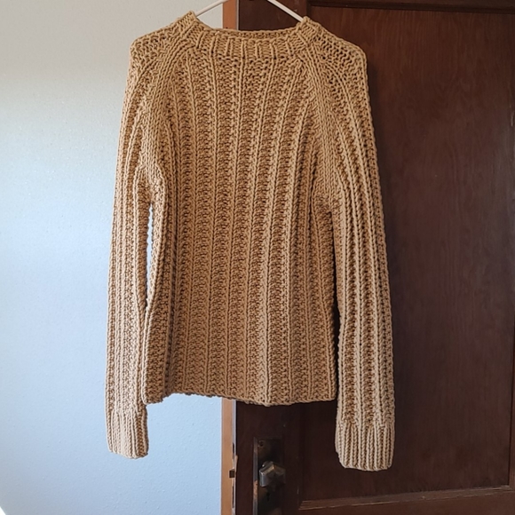 J. CREW - Picture 2 of 3